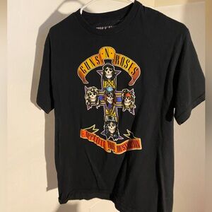 Guns N’ Roses graphic band t-shirt